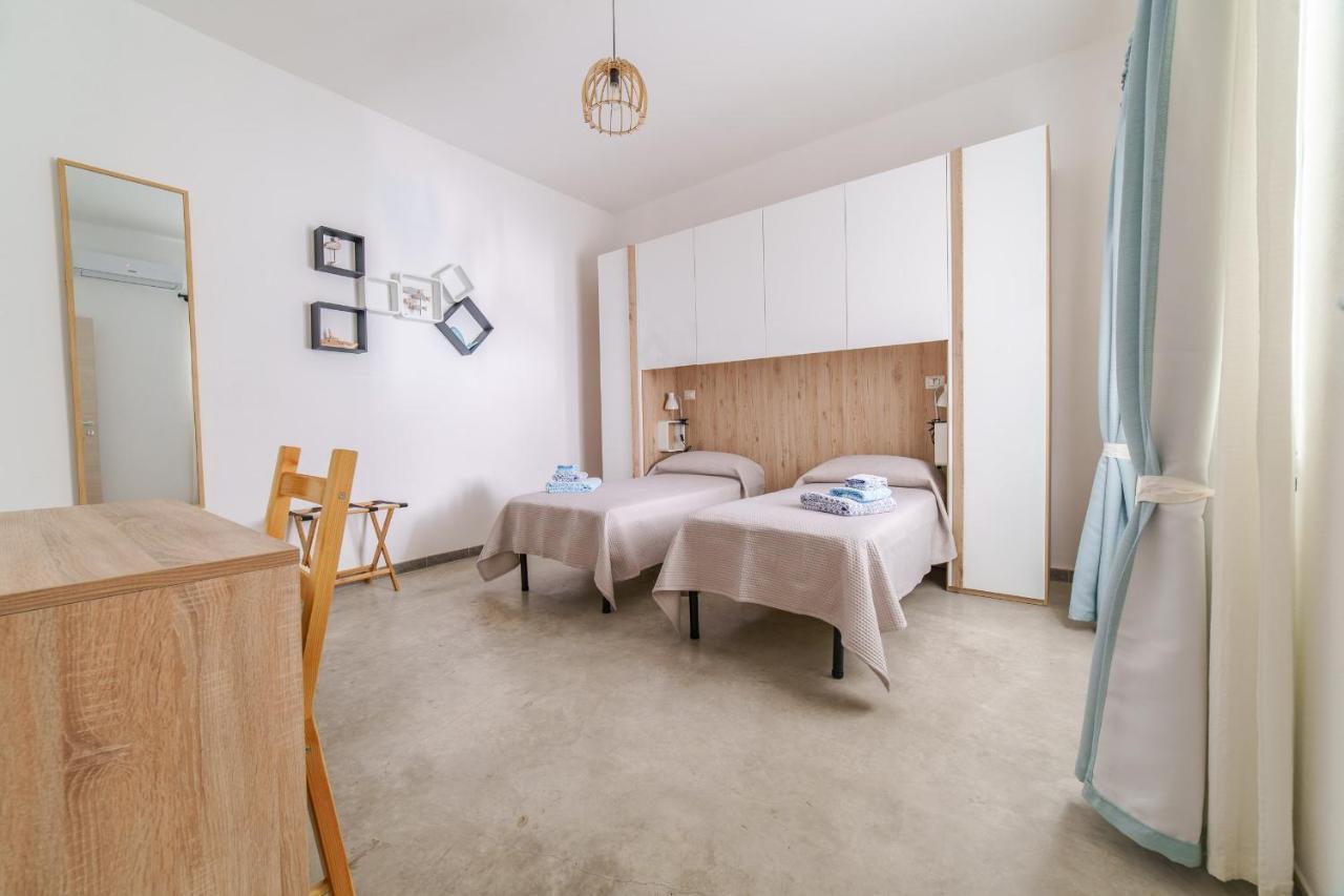 40° Parallelo Guest House ريولا ساردو المظهر الخارجي الصورة